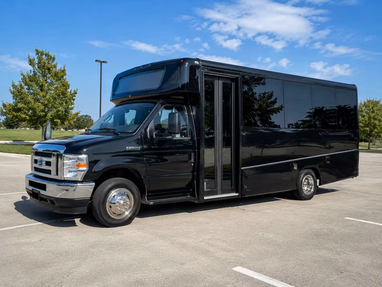 15 passenger minibus