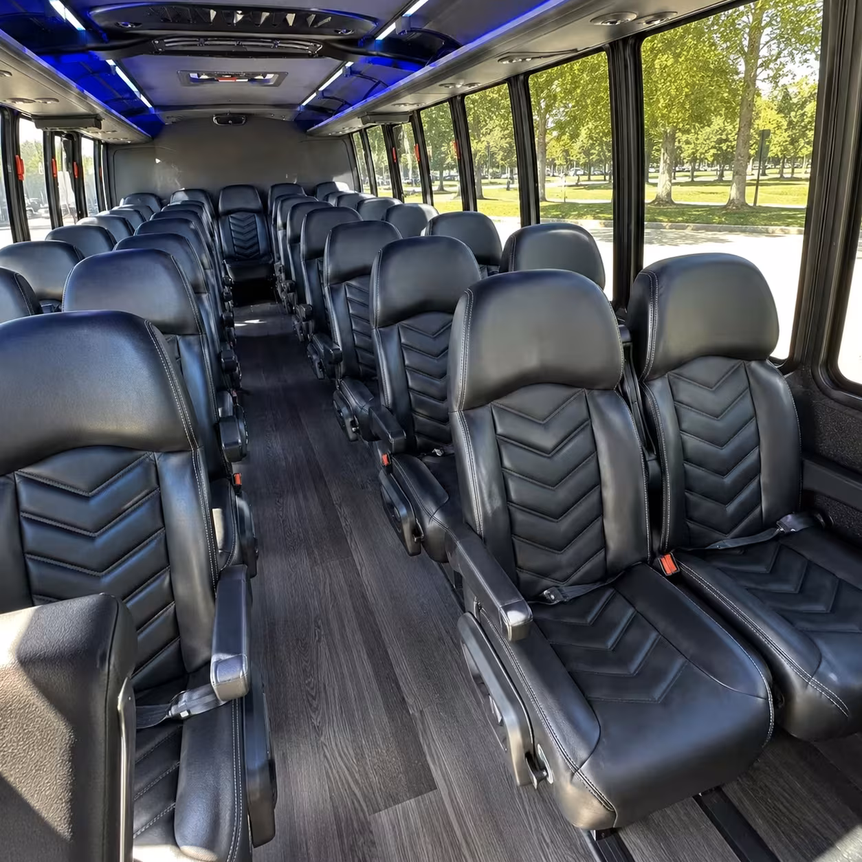 alameda 15 passenger minibus rental
