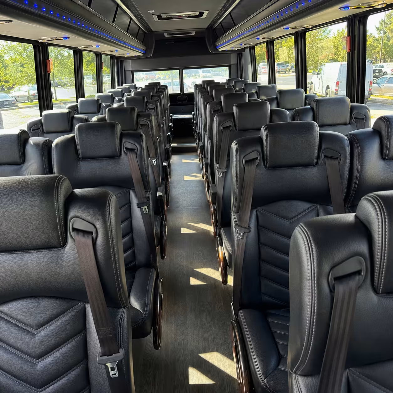 alameda 28 passenger minibus rental