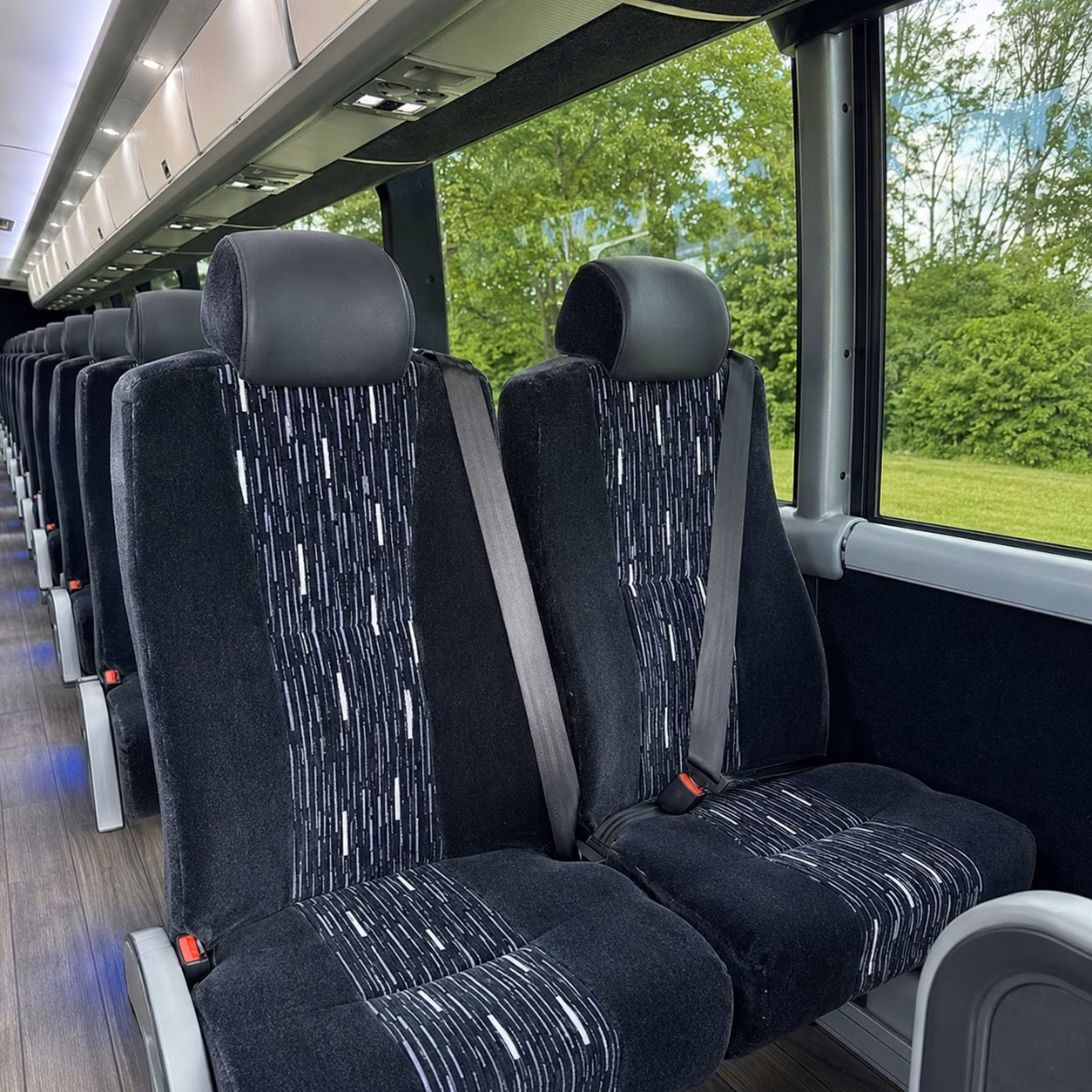 alameda charter bus rentals for team building and off site retreats