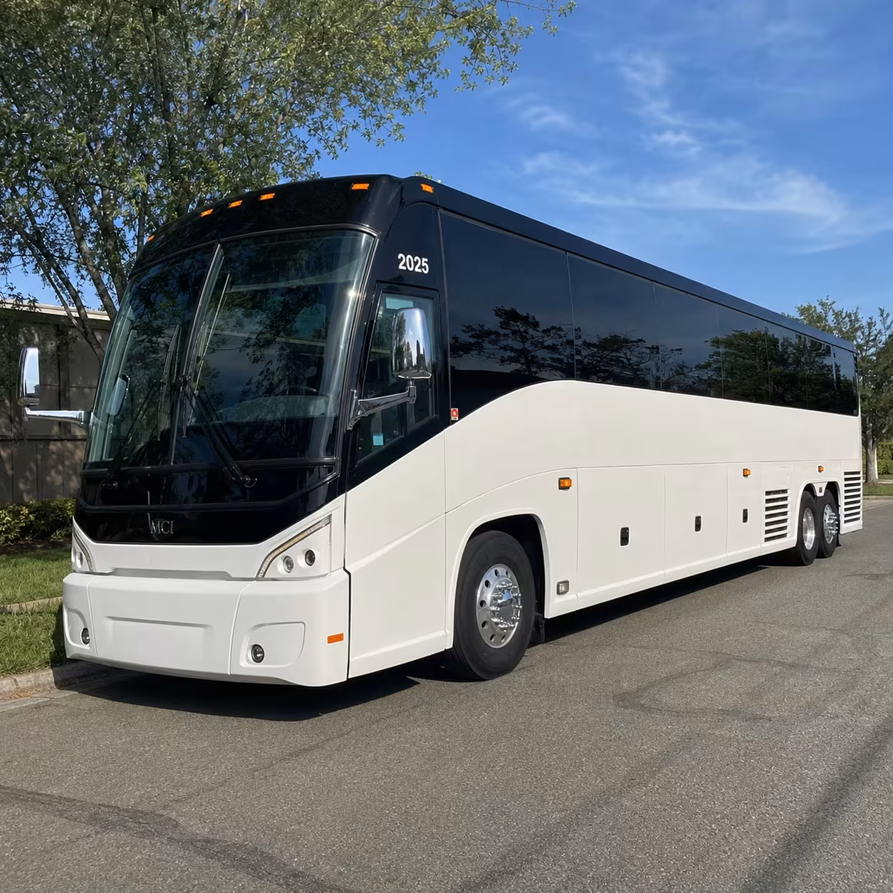 corporate event and employee charter bus rentals in alameda